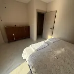 Case de vacanță Luxurious 3 Bedroom House Close To The