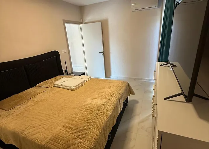 Casa vacanze Luxurious 3 Bedroom House Close To The Vrasná