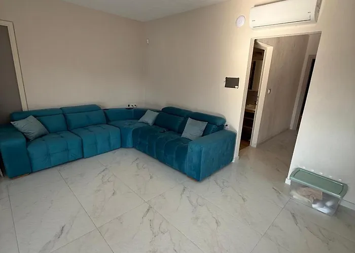 Casa vacanze Luxurious 3 Bedroom House Close To The *