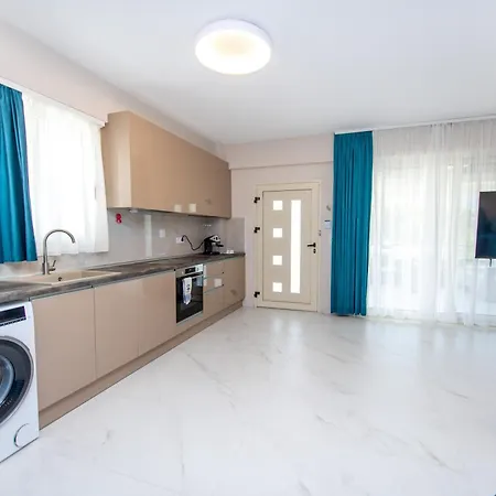Veranda White