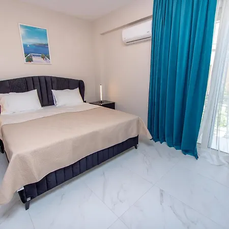 Veranda White Сasa de vacaciones Vrasná