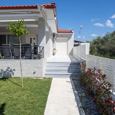 Dom wakacyjny Veranda White *