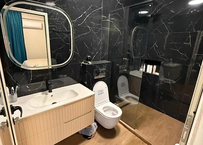 Tatil Evi Luxurious 3 Bedroom House Close To The